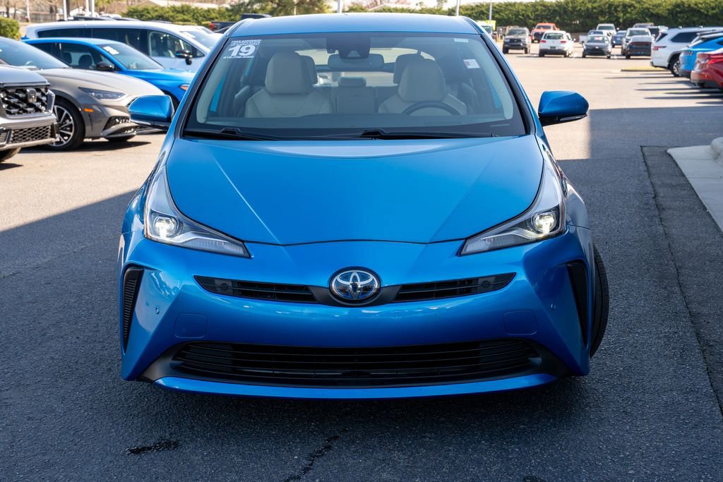 Used 2019 Toyota Prius Limited image 2