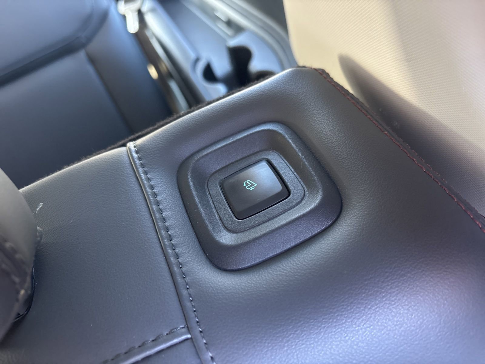 Used 2025 Ford Expedition Max Active image 41