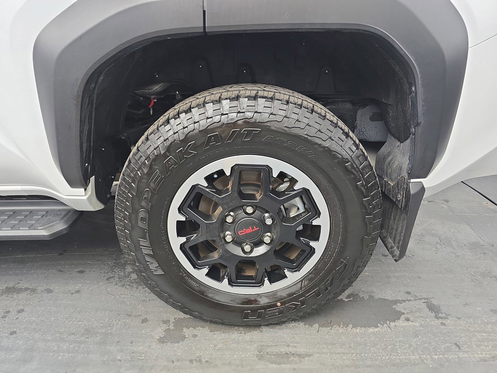 Used 2025 Toyota 4Runner TRD Off-Road AWD/4WD image 14