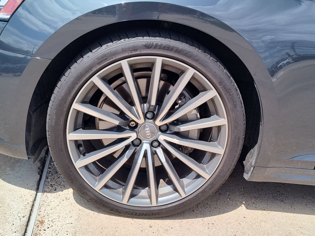Used 2018 Audi A5 2.0T Premium Plus w/ Premium Plus AWD/4WD image 16