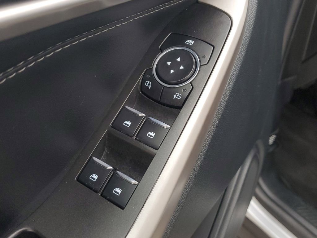 Used 2023 Ford Explorer XLT w/ Equipment Group 202A image 23