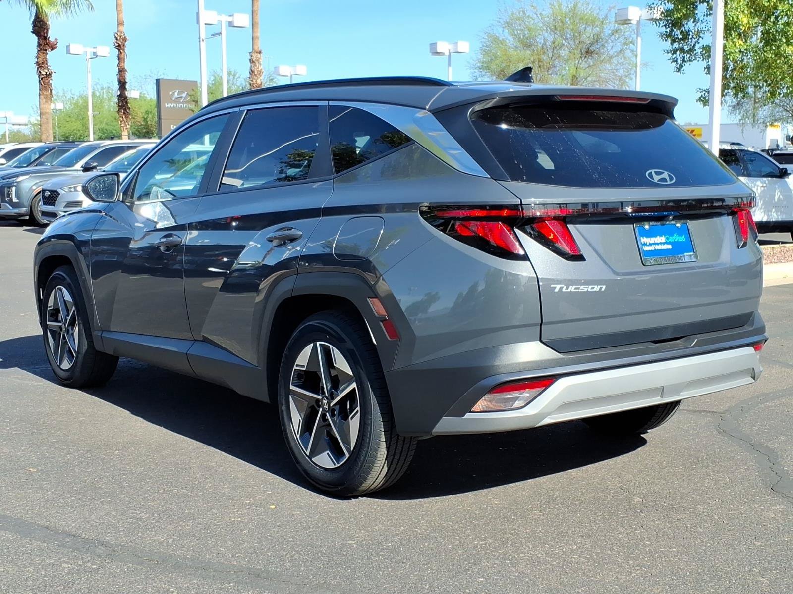 Certified 2025 Hyundai Tucson SEL FWD image 3