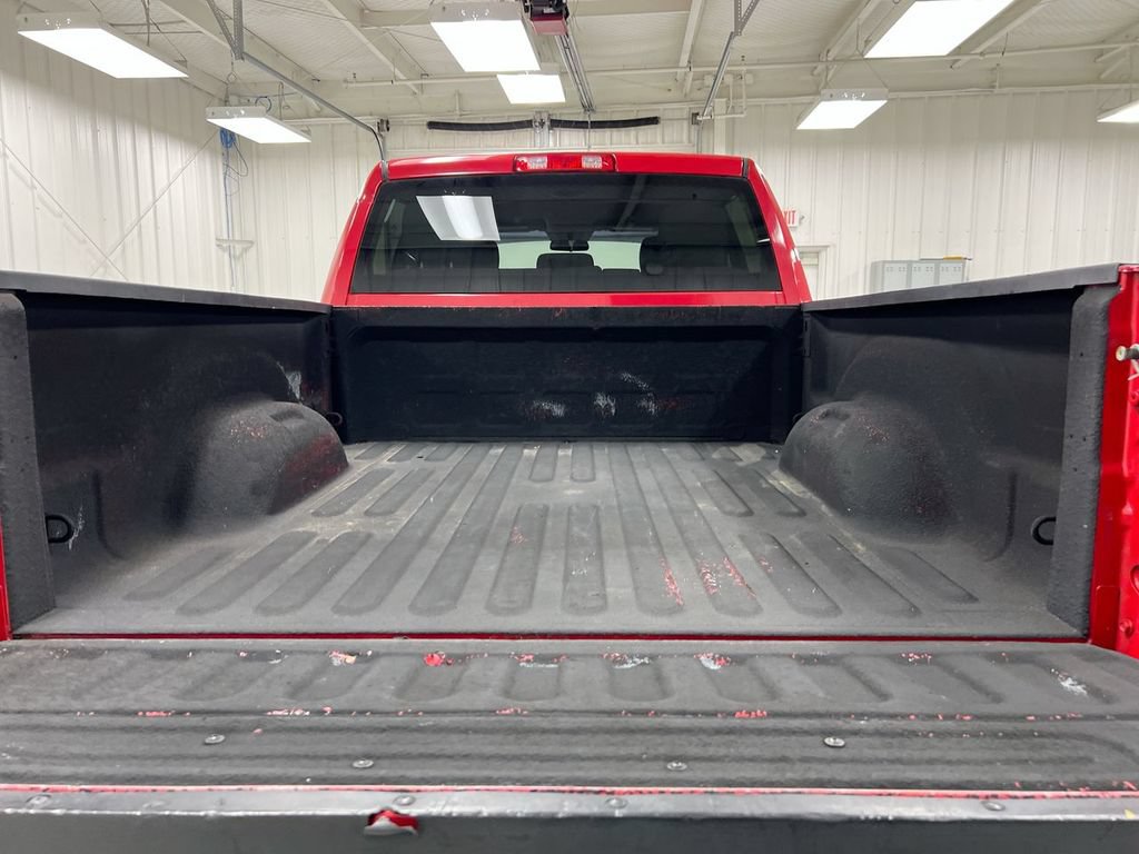 Used 2015 RAM 2500 Tradesman w/ Chrome Appearance Group AWD/4WD image 22