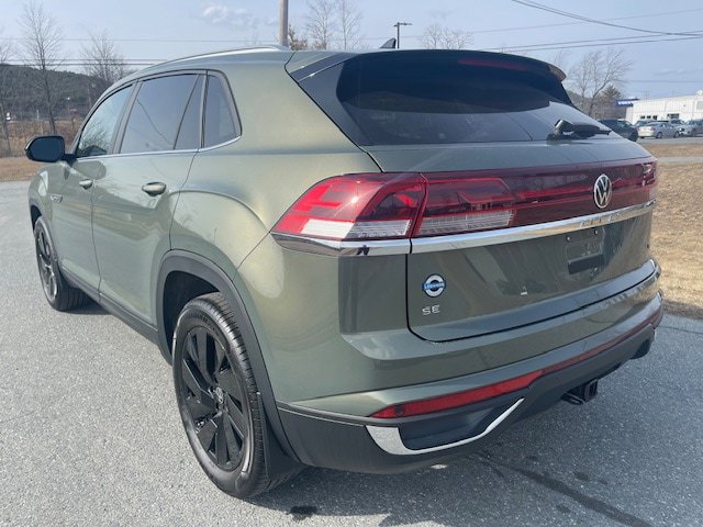 New 2026 Volkswagen Atlas Cross Sport SE image 2