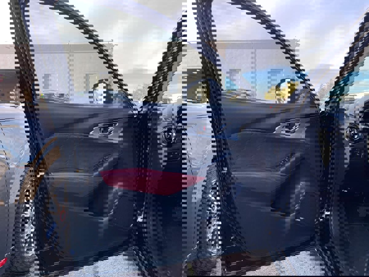 Used 2016 MAZDA CX-3 Grand Touring image 17