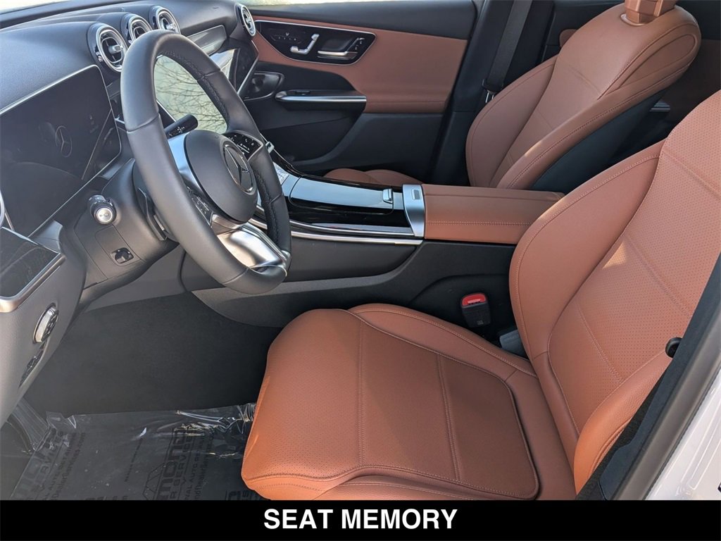 Used 2026 Mercedes-Benz GLC 300 4MATIC image 13
