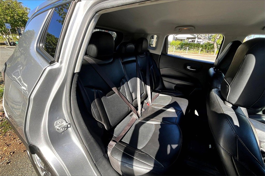 Used 2020 Jeep Compass Limited image 29