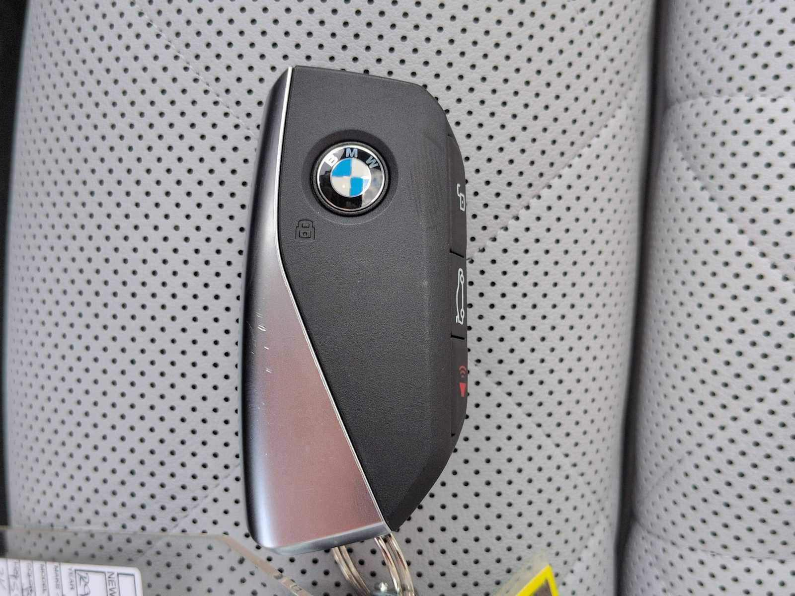 Used 2024 BMW X5 xDrive40i w/ Premium Package AWD/4WD image 39
