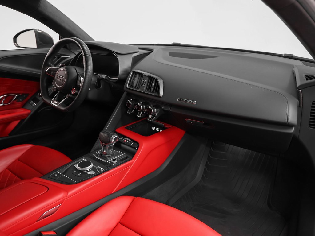 Used 2017 Audi R8 V10 plus image 21