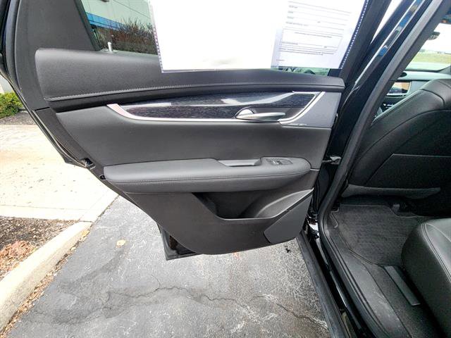 Used 2023 Cadillac XT5 Premium Luxury w/ Technology Package image 21