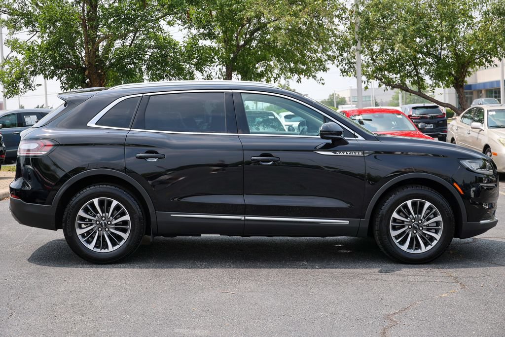 Certified 2023 Lincoln Nautilus FWD image 22