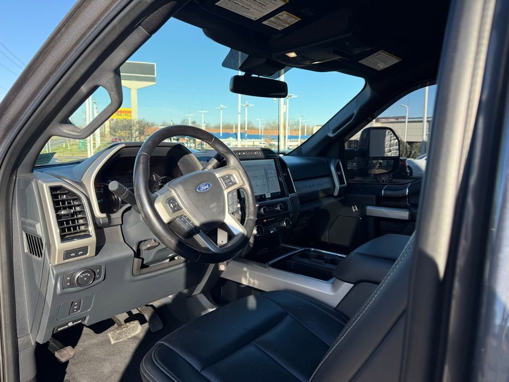 Used 2022 Ford F250 Lariat w/ FX4 Off-Road Package image 32