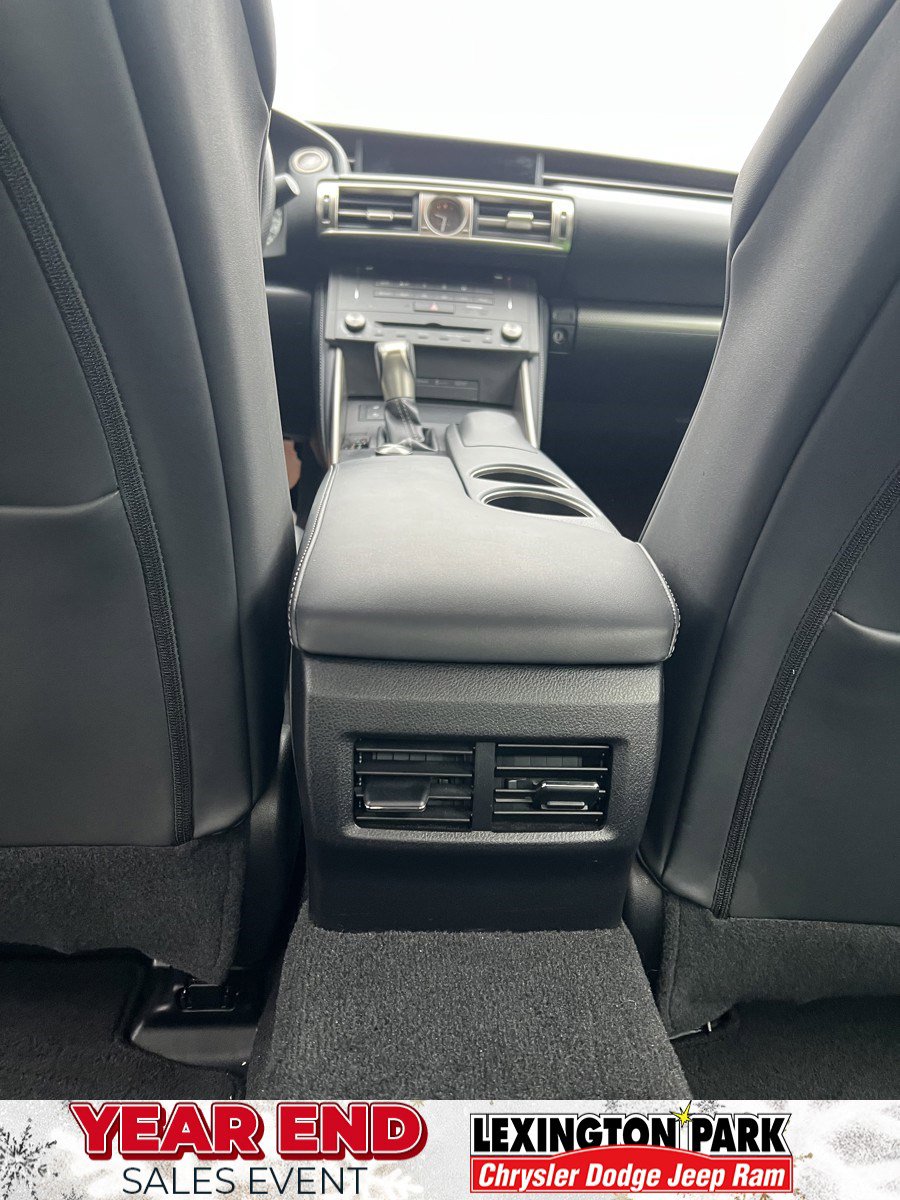 Used 2015 Lexus IS 350 AWD image 12