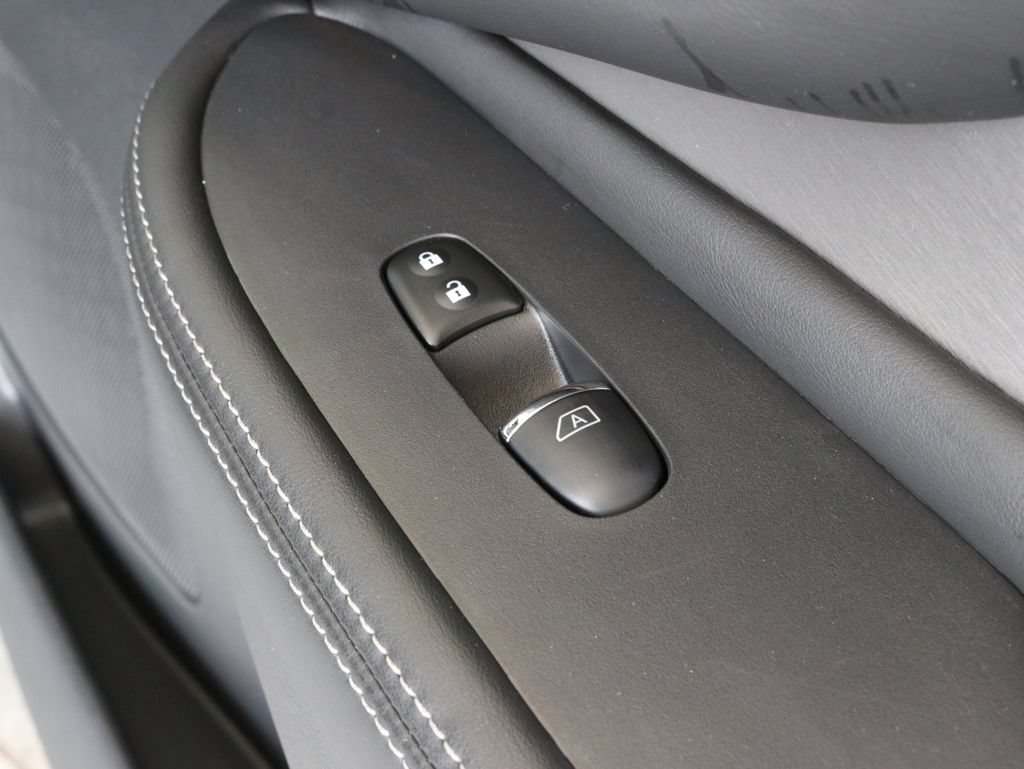 Used 2020 Nissan Murano SL w/ Moonroof Package AWD/4WD image 45
