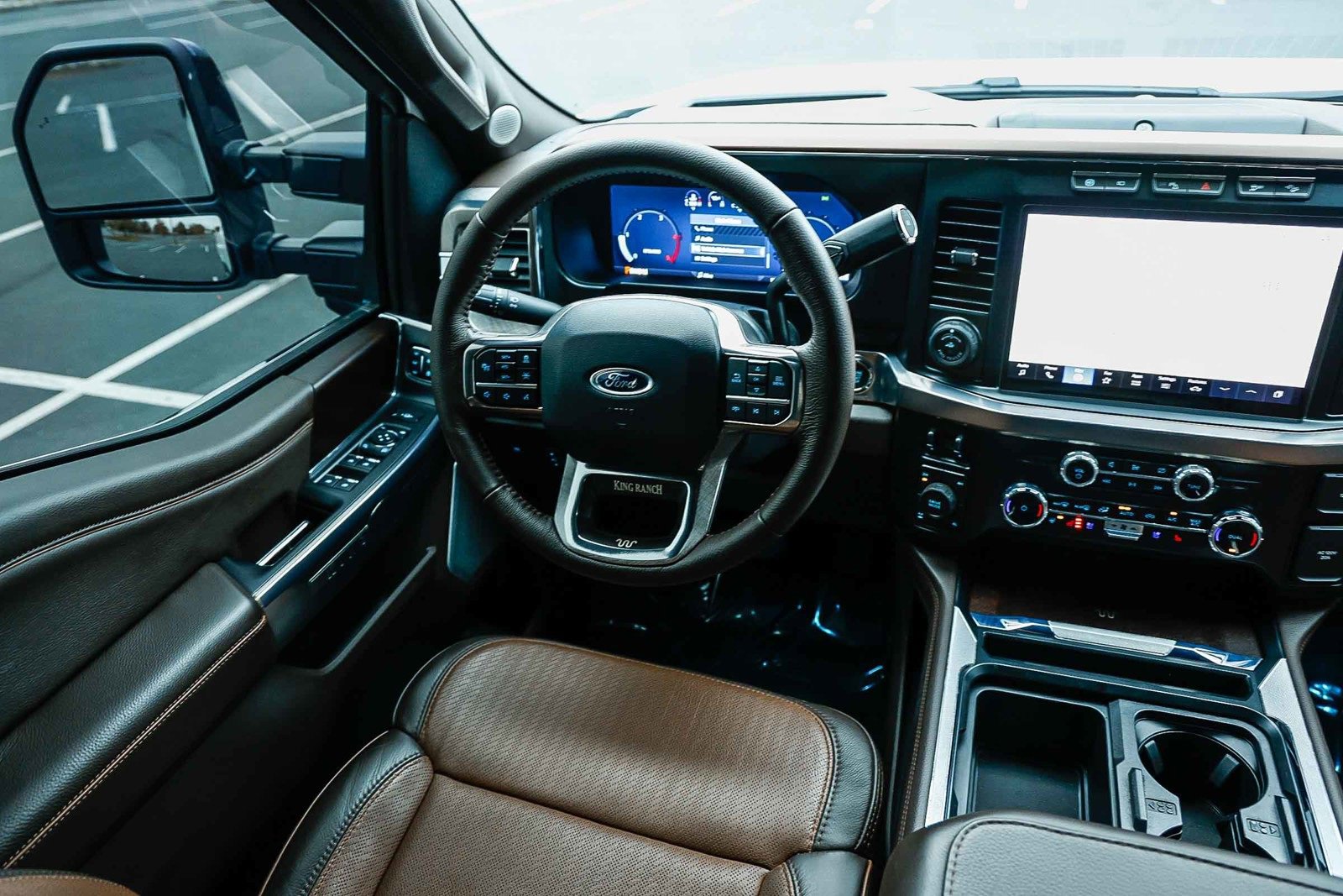 Used 2024 Ford F350 King Ranch w/ FX4 Off-Road Package image 14