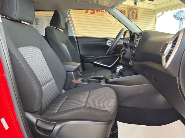 Used 2024 Kia Soul LX w/ Option Group 015 image 25