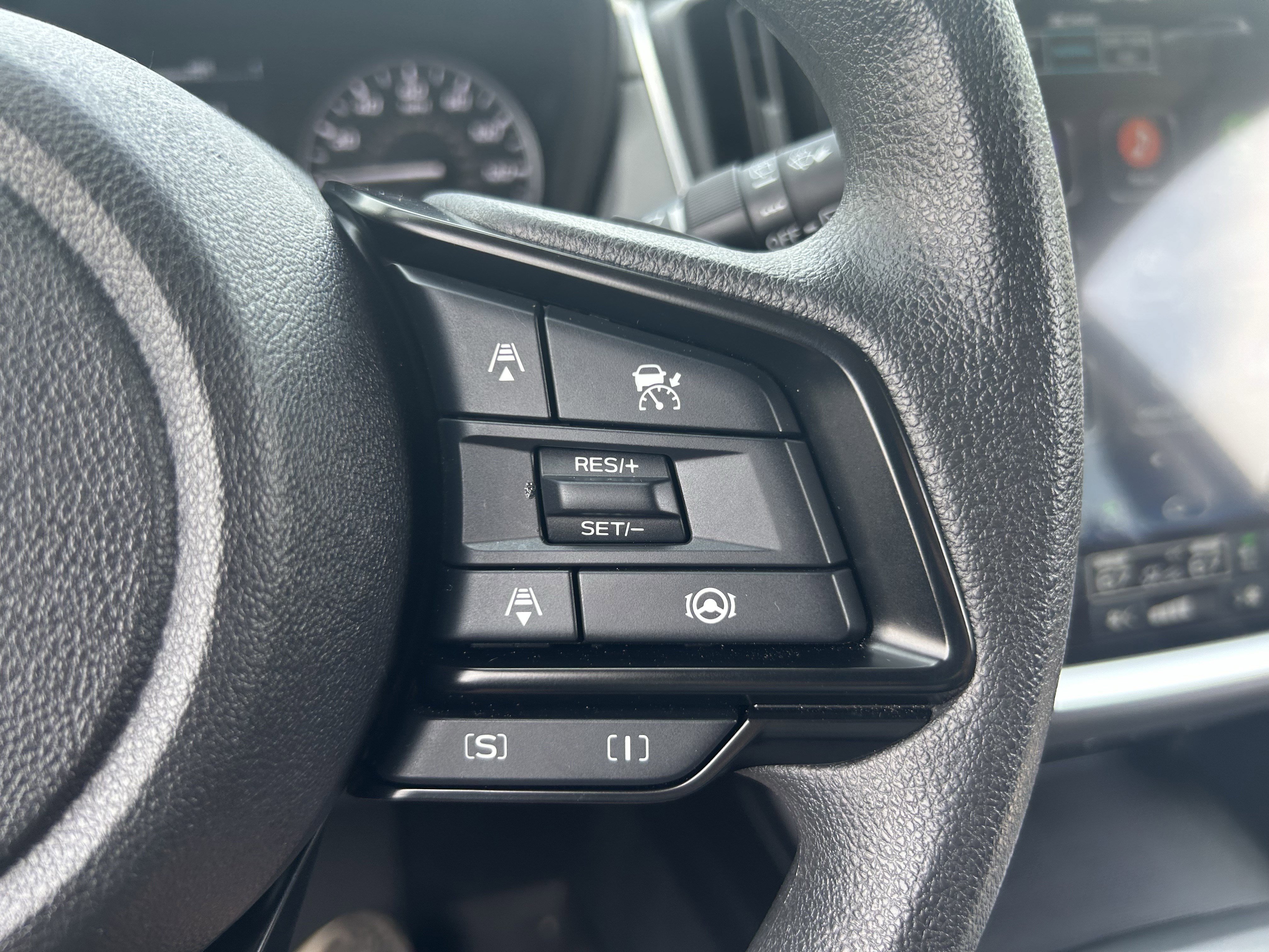 Used 2025 Subaru Crosstrek 2.0i Premium AWD/4WD image 16