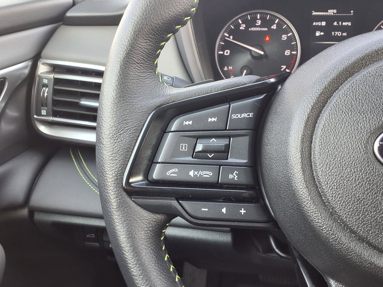 Used 2025 Subaru Outback Onyx Edition image 21