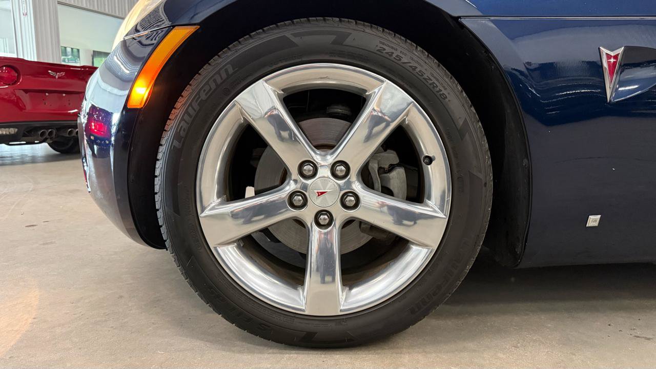 Used 2006 Pontiac Solstice Convertible w/ Premium Package RWD image 53