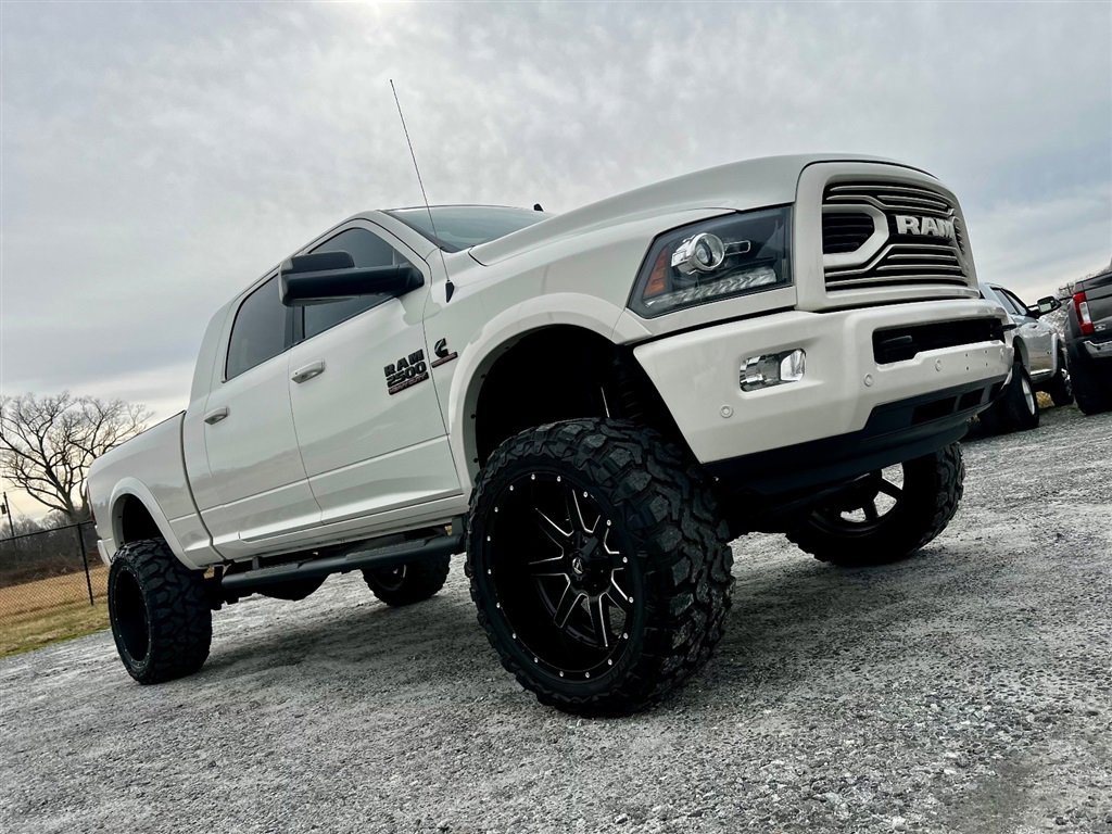 Used 2018 RAM 2500 Laramie w/ Sport Appearance Group image 35