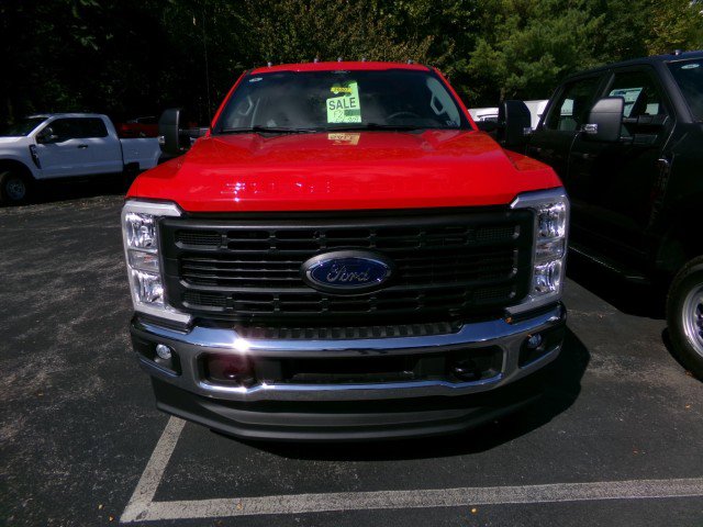 New 2026 Ford F250 XL image 2