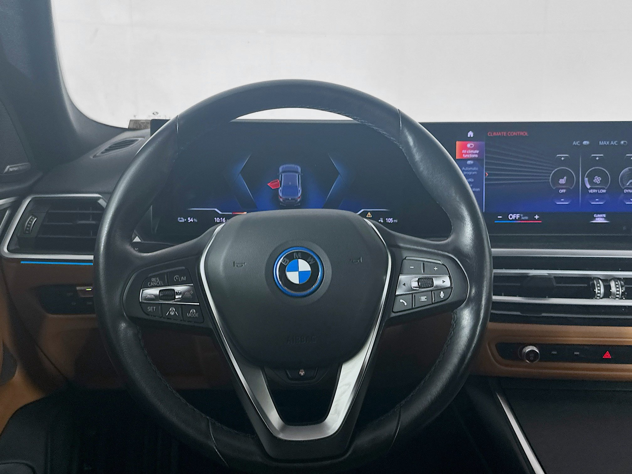 Used 2023 BMW i4 eDrive35 RWD image 18
