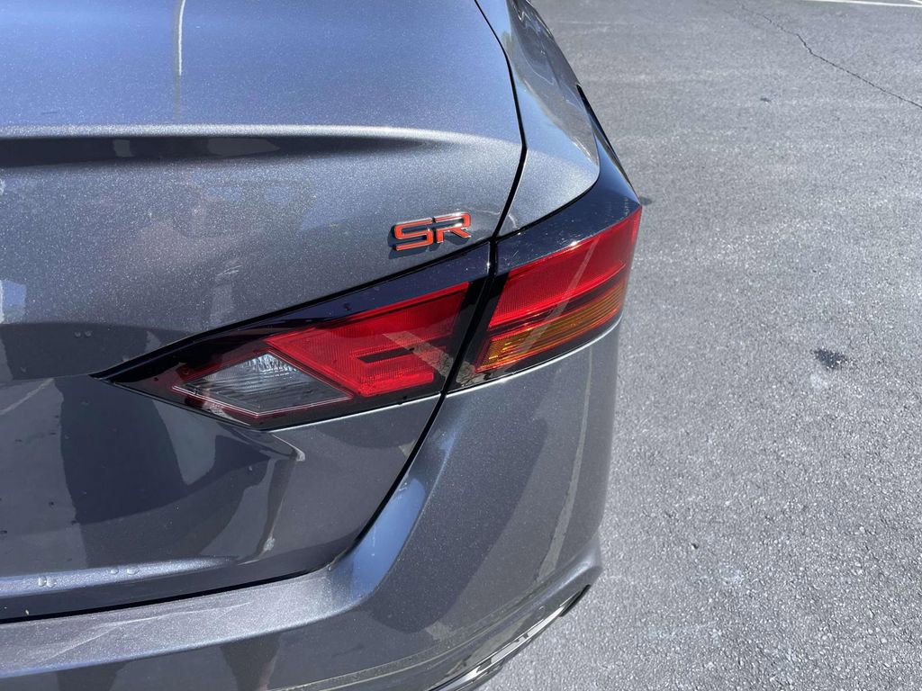 Used 2025 Nissan Altima 2.5 SR image 24