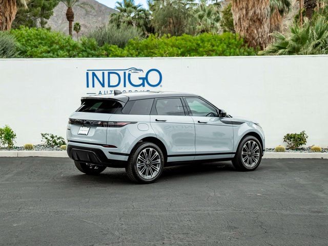 Used 2025 Land Rover Range Rover Evoque S image 6