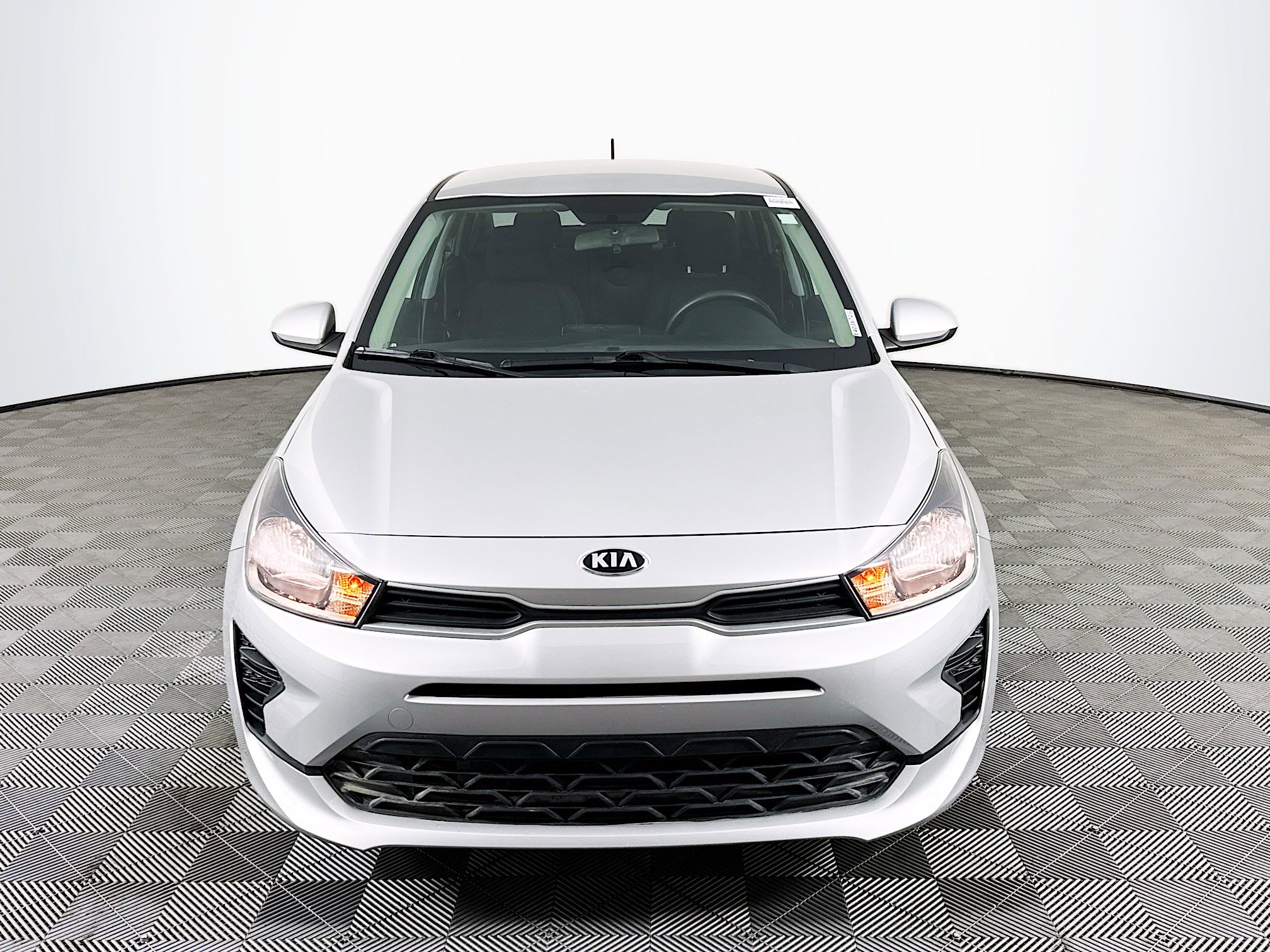 Used 2021 Kia Rio S image 2