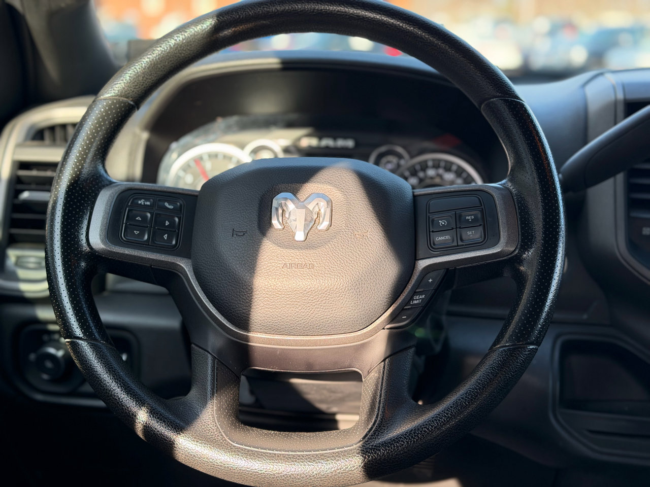 Used 2022 RAM 3500 Tradesman image 16