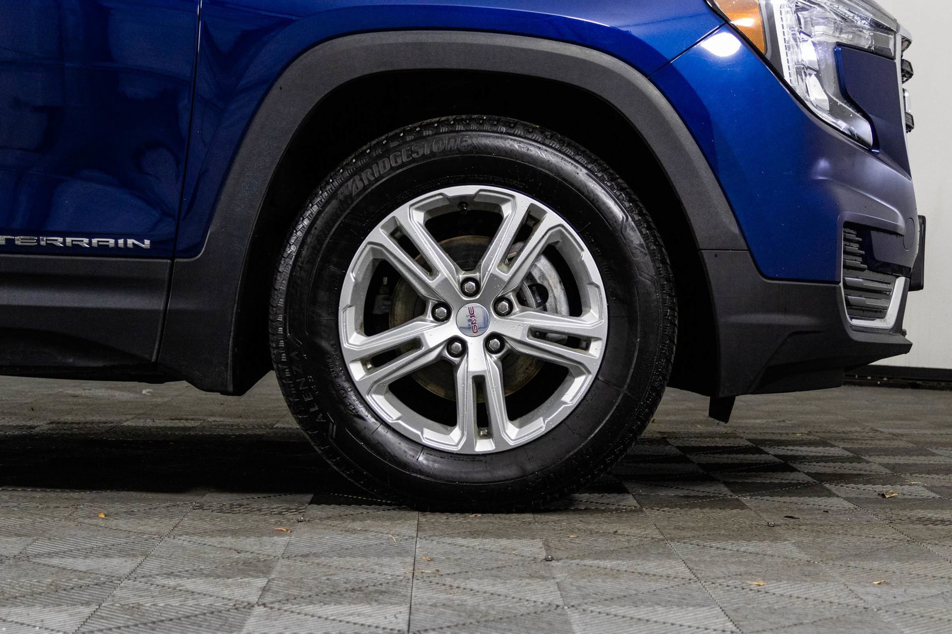 Certified 2022 GMC Terrain SLE w/ Driver Convenience Package image 42