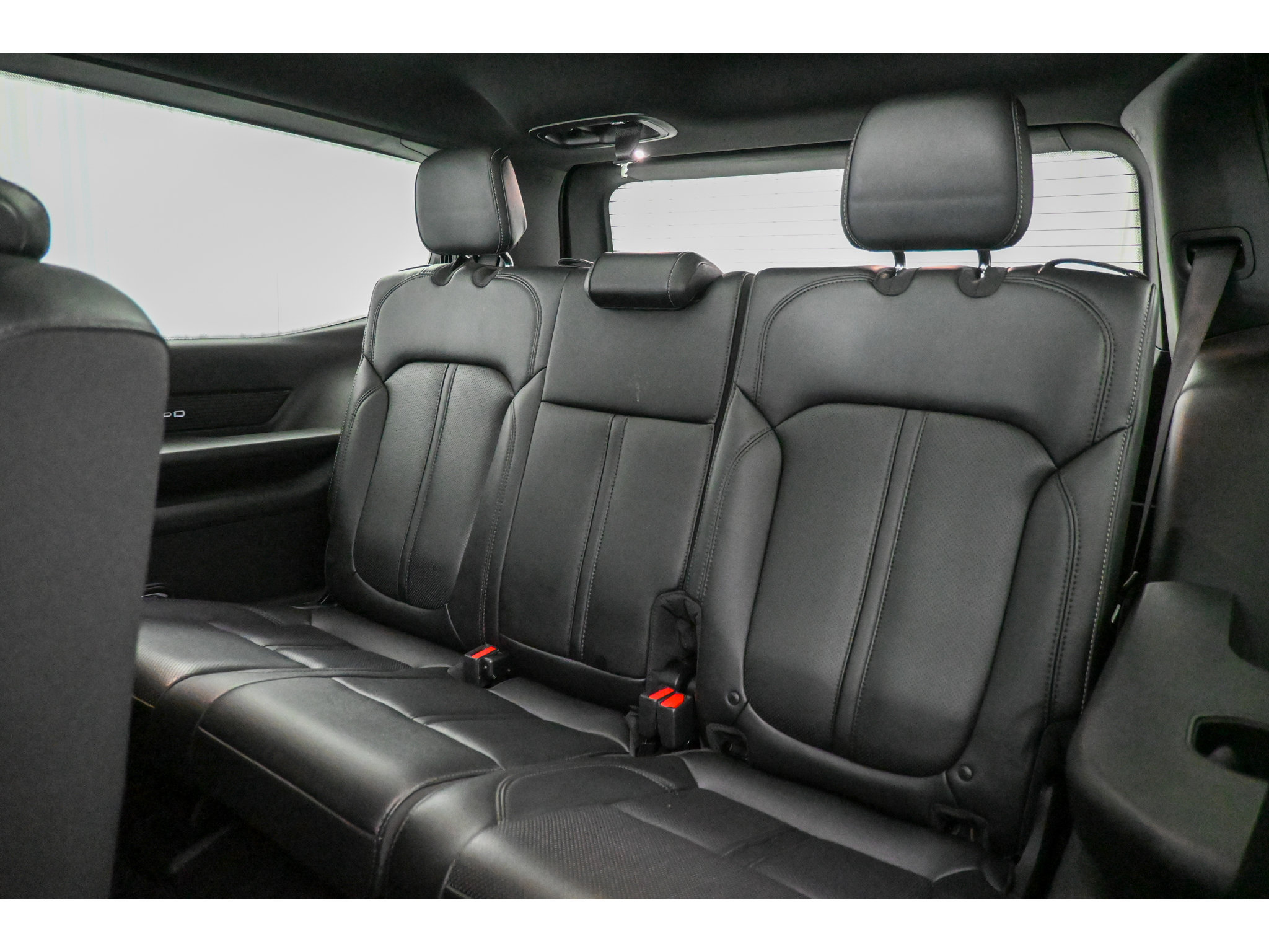 Used 2022 Jeep Wagoneer Series I w/ Premium Group I AWD/4WD image 22