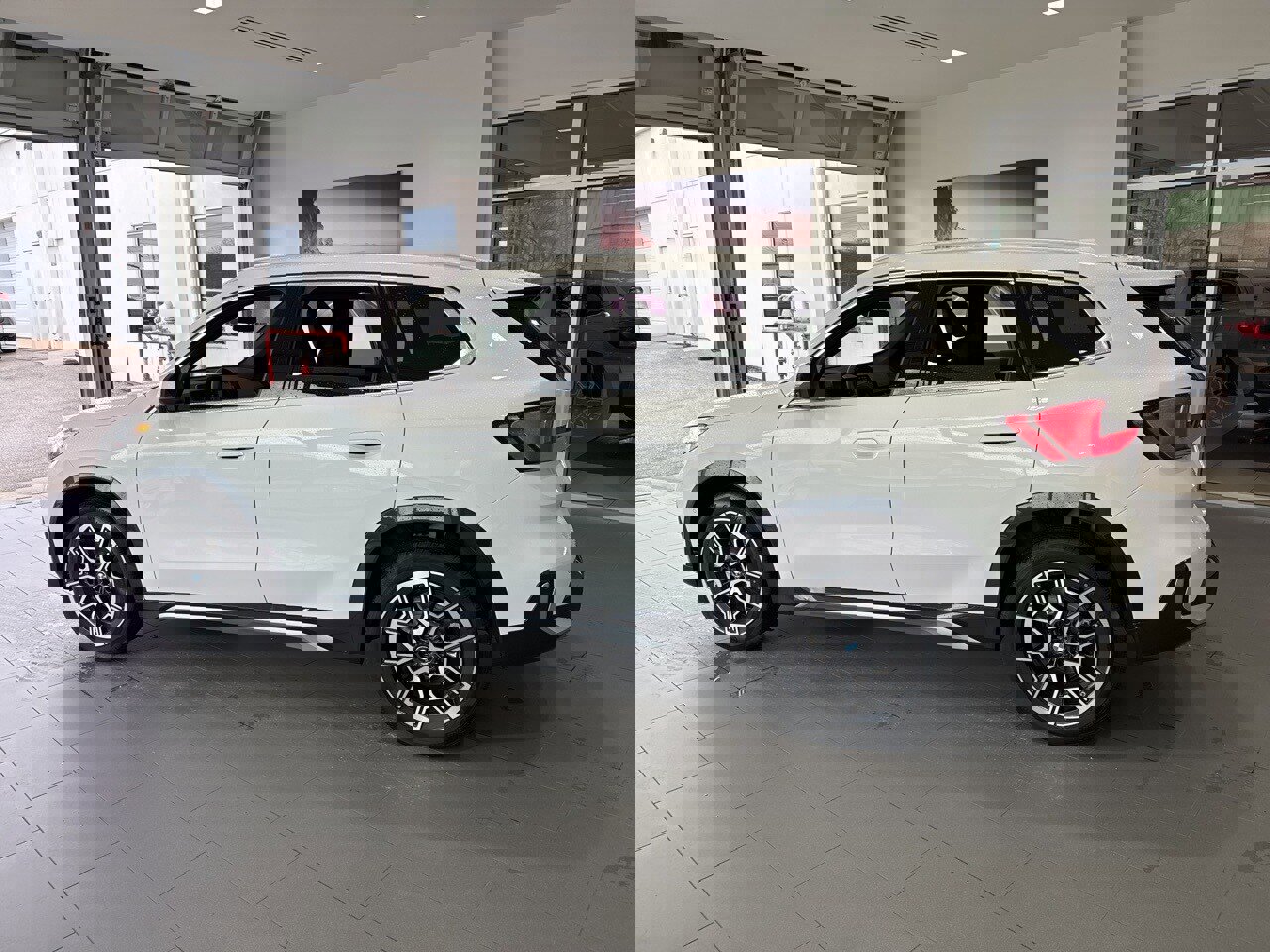 New 2026 BMW X1 xDrive28i w/ Convenience Package image 5