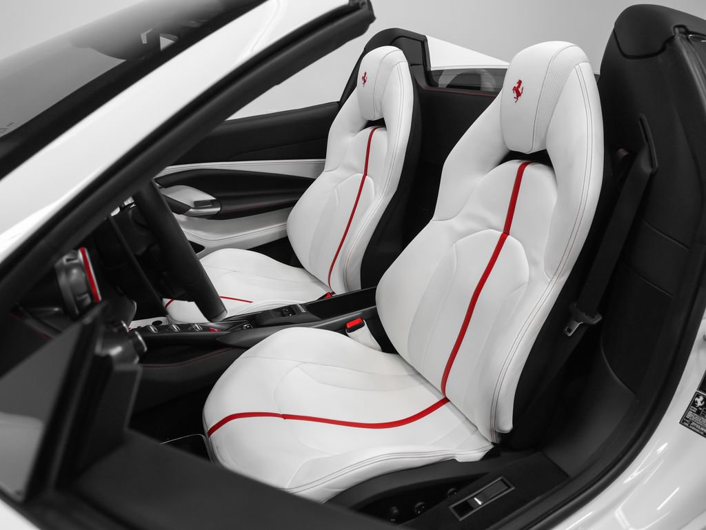 Certified 2022 Ferrari F8 Tributo RWD image 86