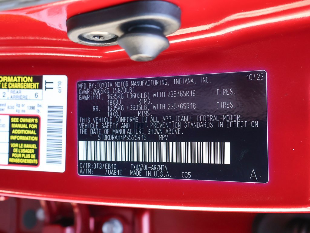 Used 2023 Toyota Highlander XLE image 56