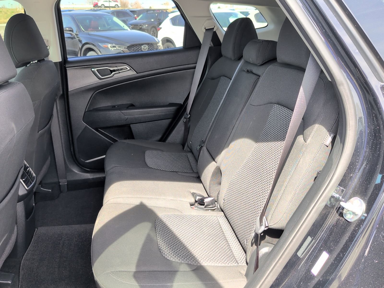 Used 2025 Kia Sportage LX image 10