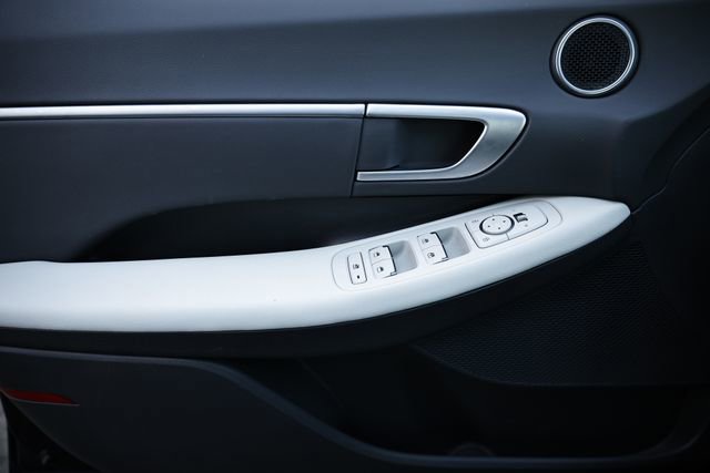 Certified 2025 Hyundai Sonata SEL image 13