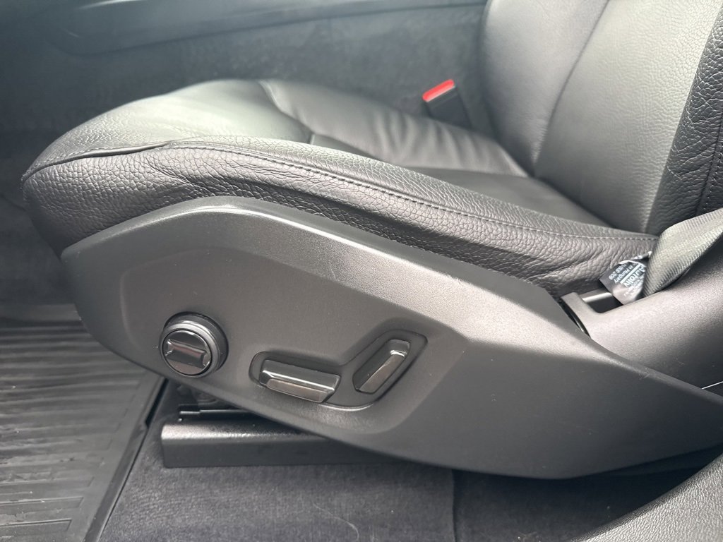 Used 2023 Volvo XC60 B5 Plus w/ Climate Package image 14