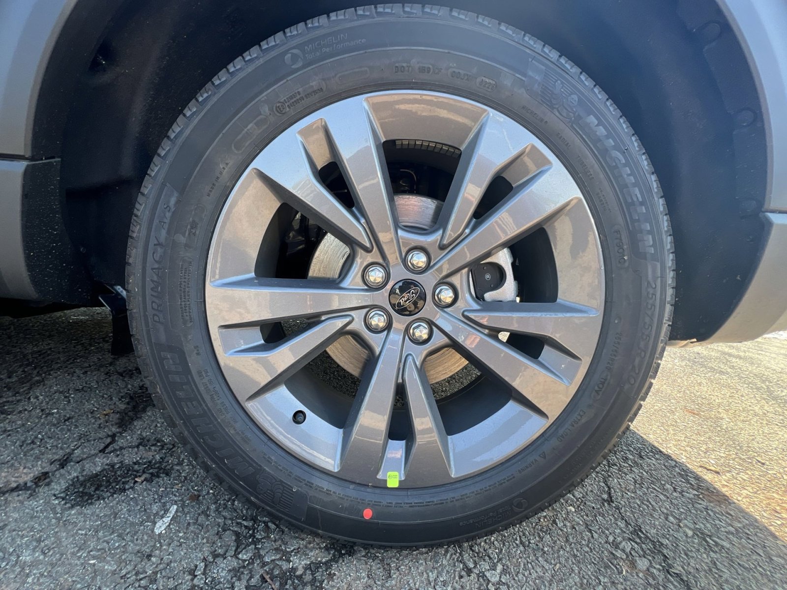 New 2026 Ford Explorer Active w/ Active Comfort Package image 12