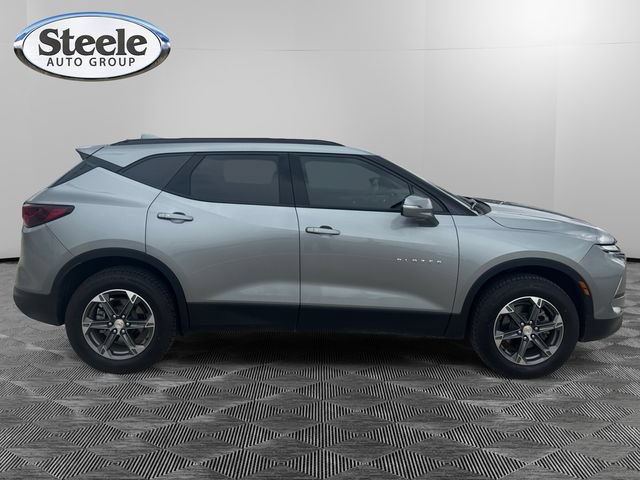 Used 2024 Chevrolet Blazer LT FWD image 6