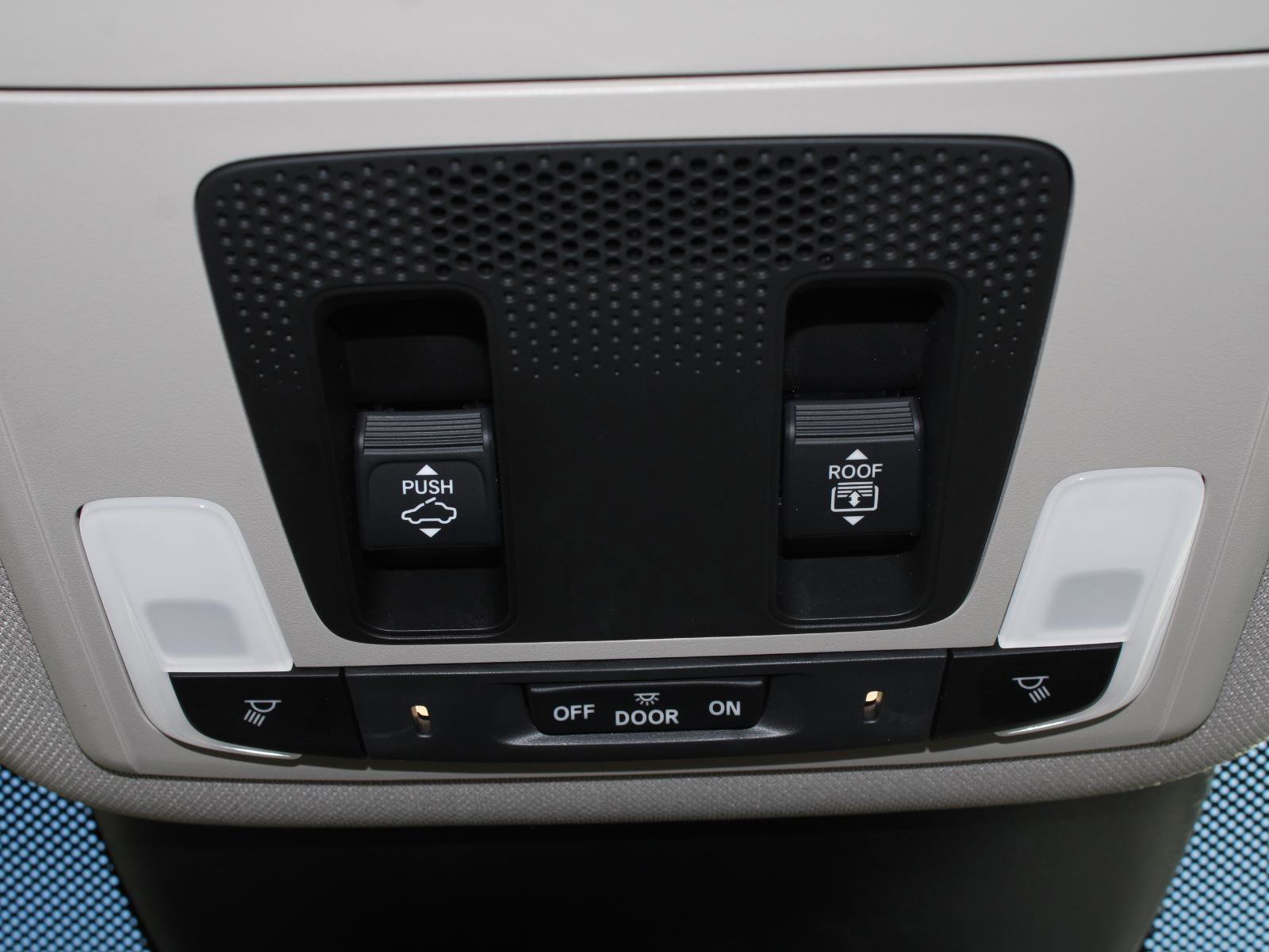 Used 2023 Honda Pilot Elite image 14