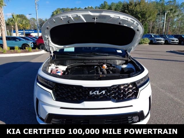 Certified 2023 Kia Sorento SX image 9