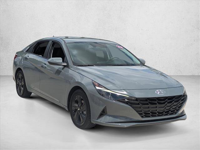 Used 2023 Hyundai Elantra SEL FWD image 3