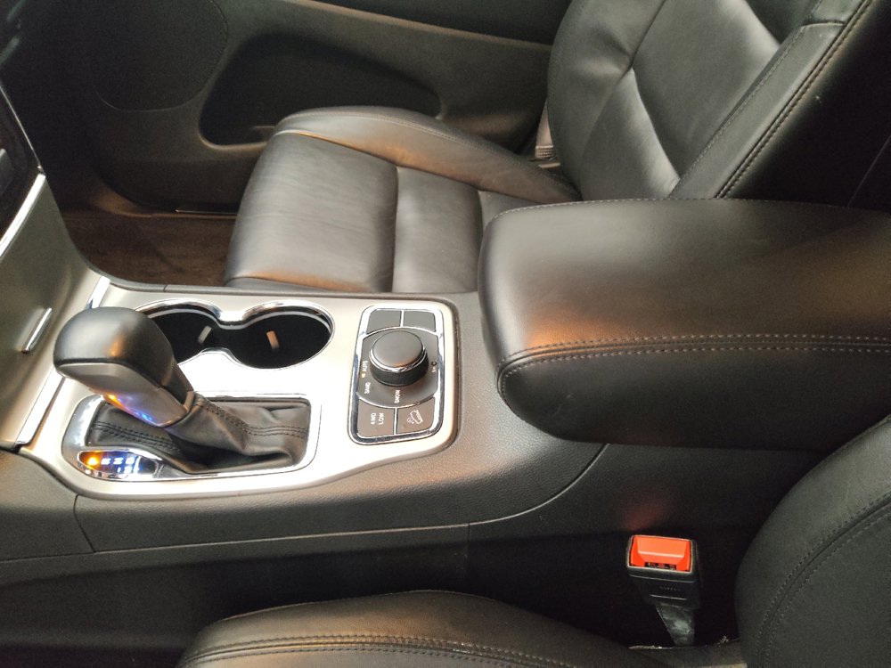 Used 2021 Jeep Grand Cherokee Limited image 26