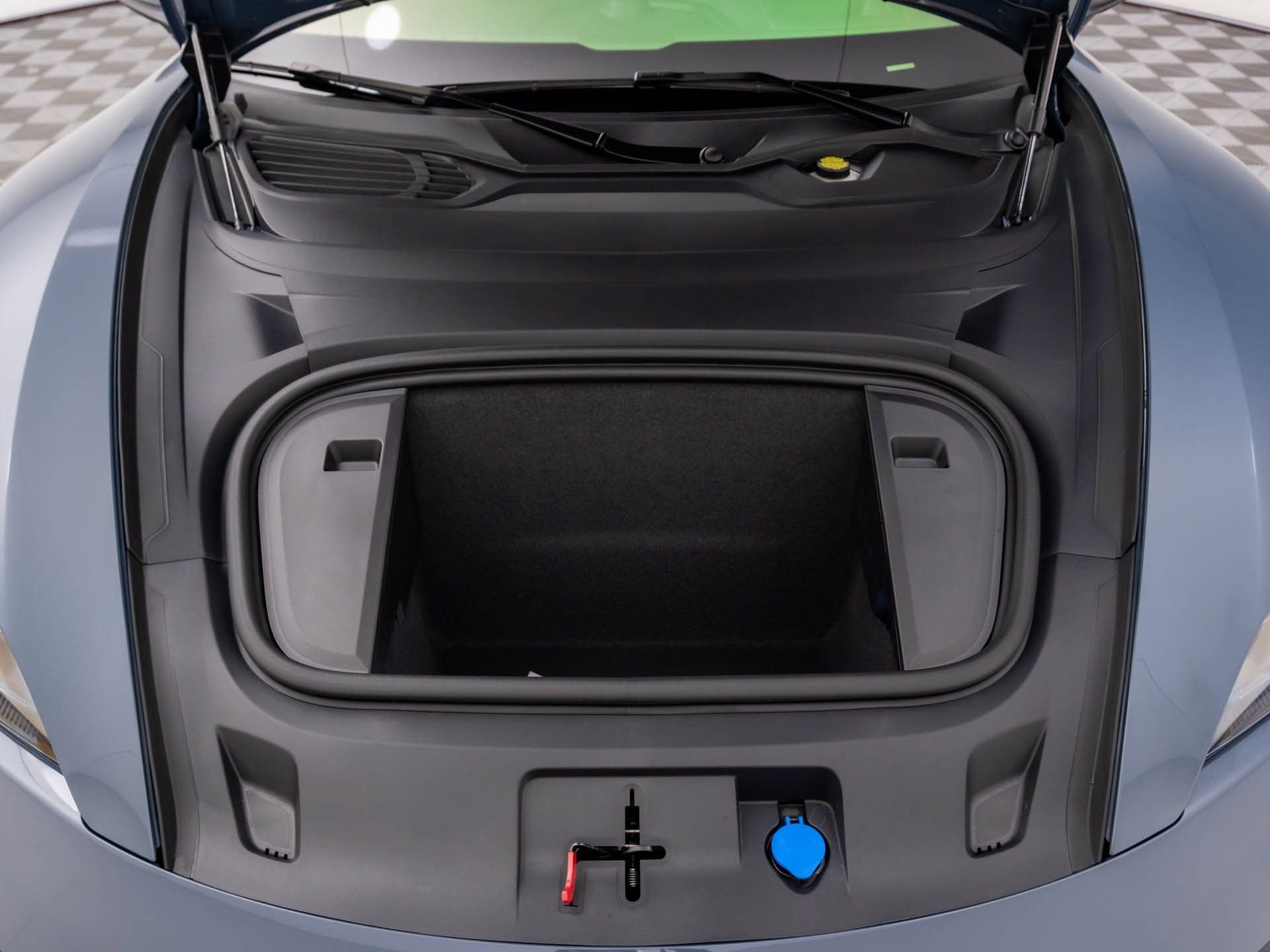 New 2026 Porsche Taycan image 28