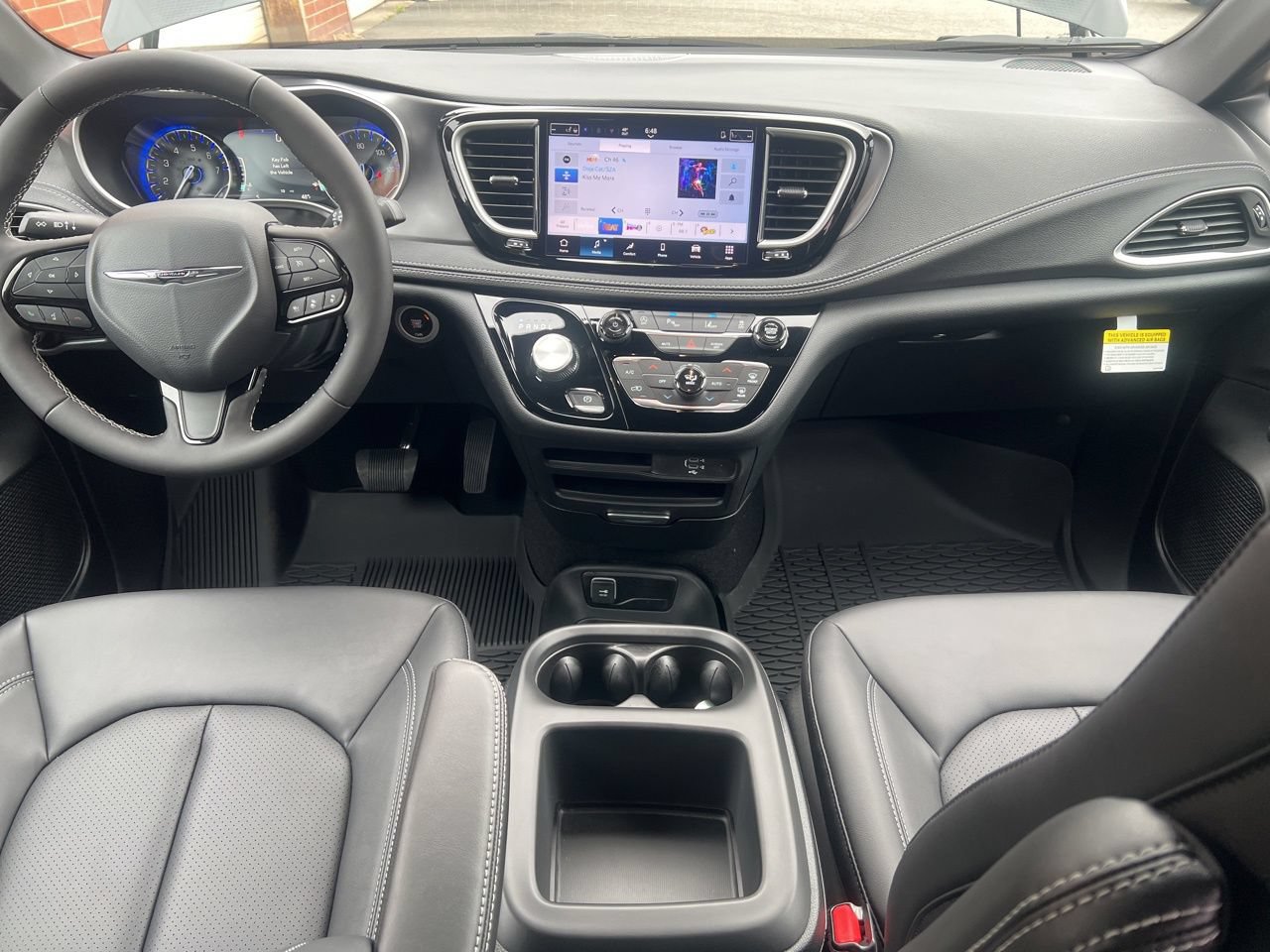 New 2026 Chrysler Pacifica Select w/ S Appearance Package FWD image 22