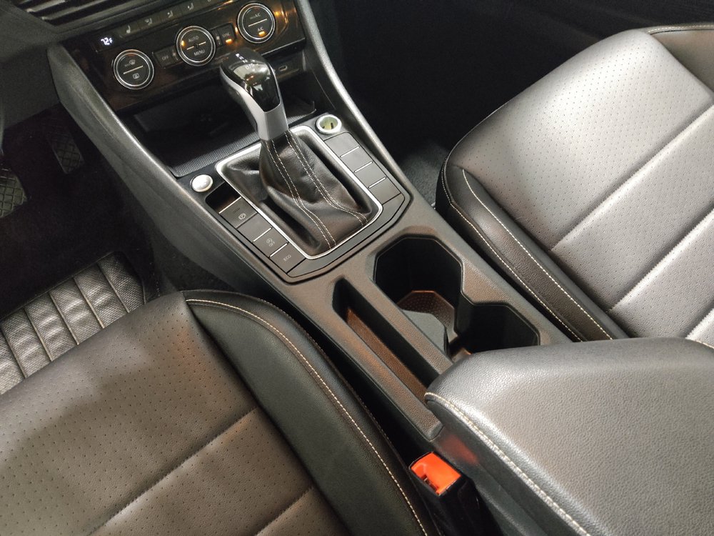 Used 2024 Volkswagen Jetta SE FWD image 26