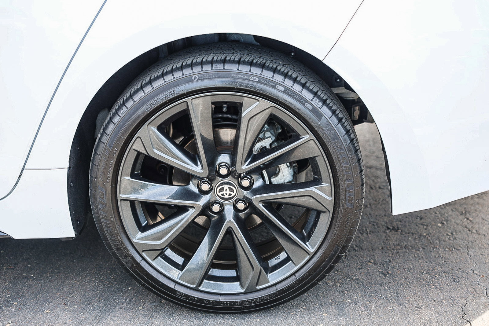 Used 2023 Toyota Corolla SE w/ SE Premium Package FWD image 30