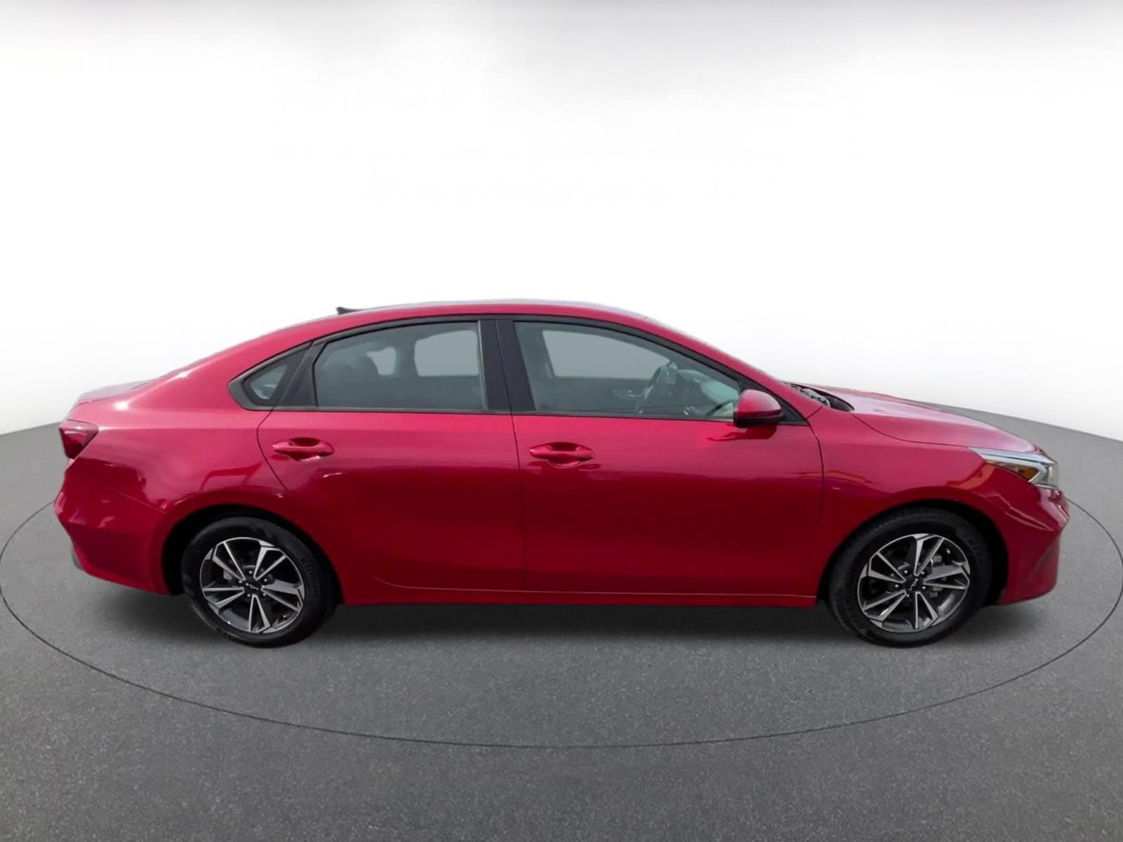 Used 2024 Kia Forte LXS FWD image 15