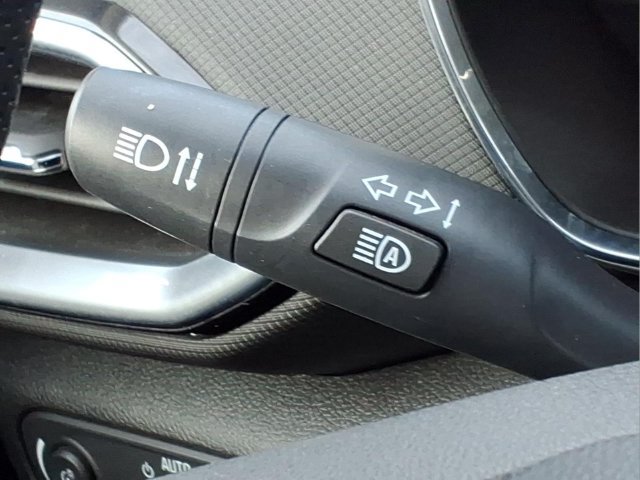 Used 2023 Chevrolet TrailBlazer LT w/ Convenience Package AWD/4WD image 28